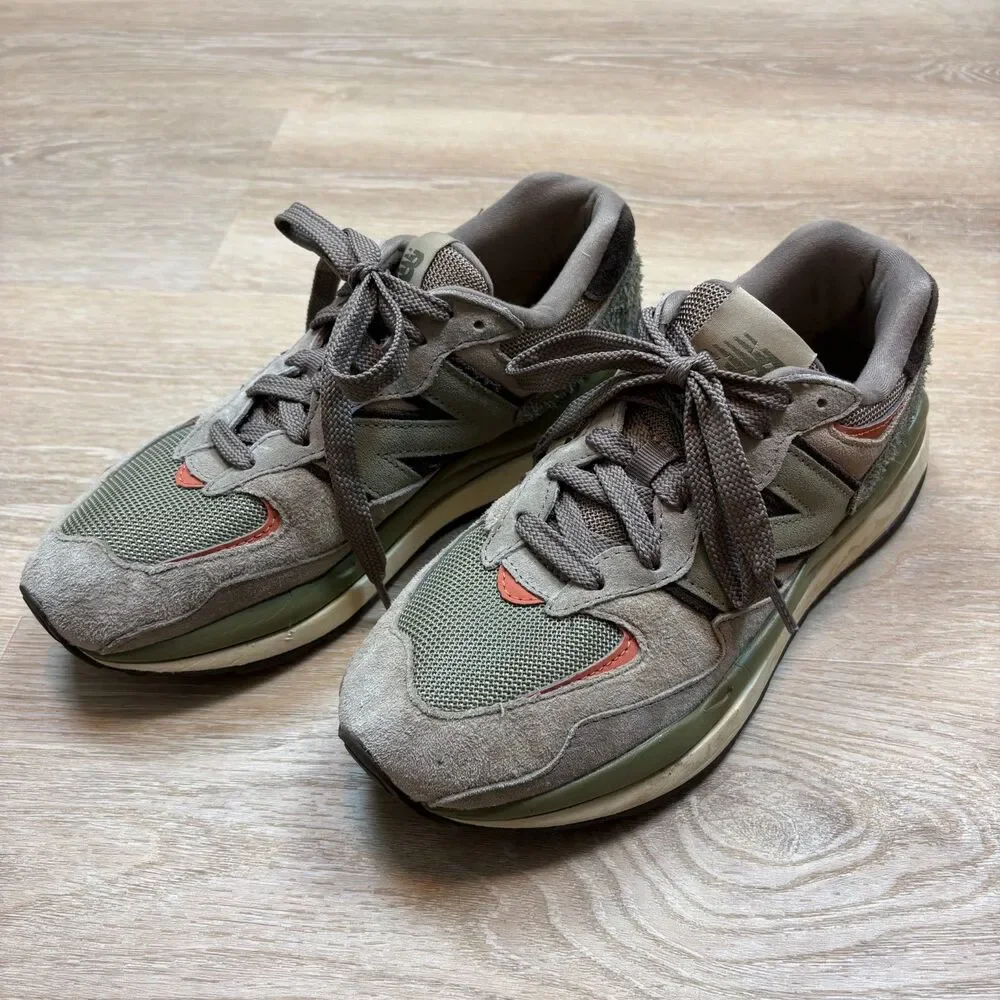 New Balance 57/40 Sneaker‎ Women's 9.5 Color Taupe
